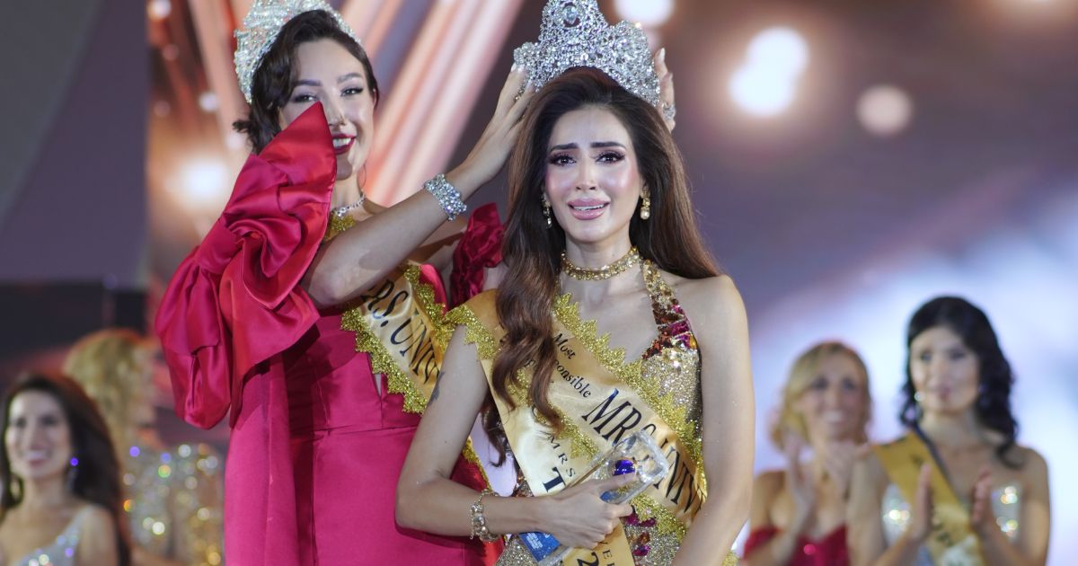 India’s Sherry Singh Wins Mrs Universe 2025!