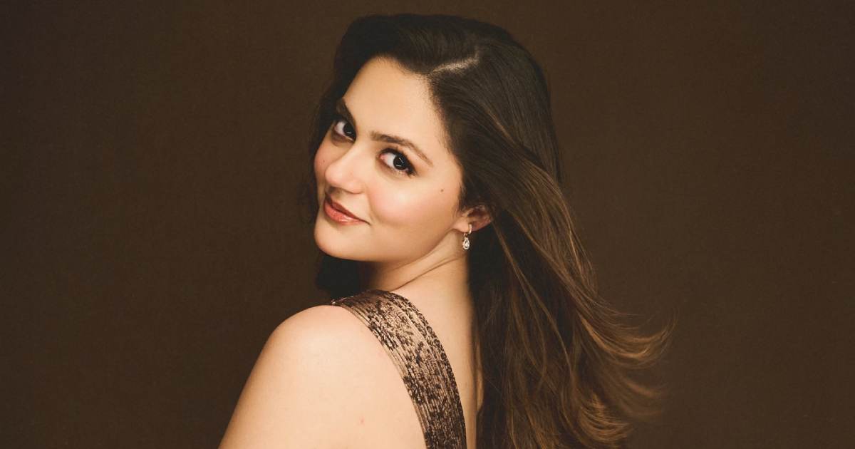 Industry Source Denies Aneet Padda’s Madhubala Biopic Casting Rumors