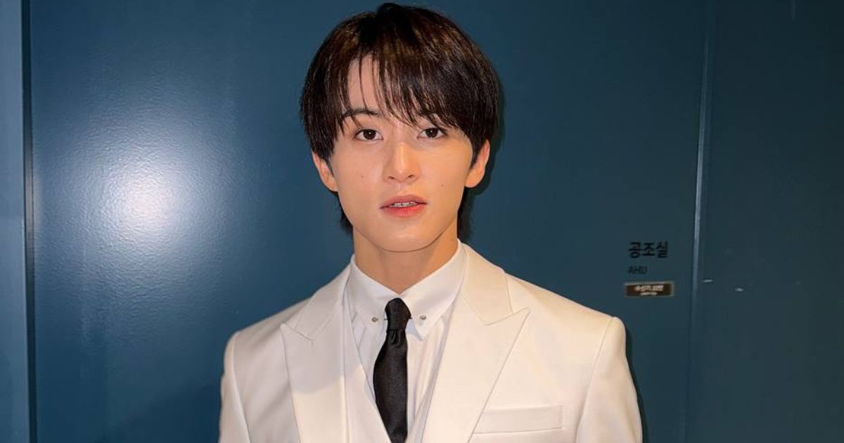 Mark Lee Exits SM Entertainment