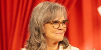 Sally Field Net Worth 2026: Inside Her Hollywood Fortune, Career Earnings & Luxury Homes Sally Field Net Worth 2026