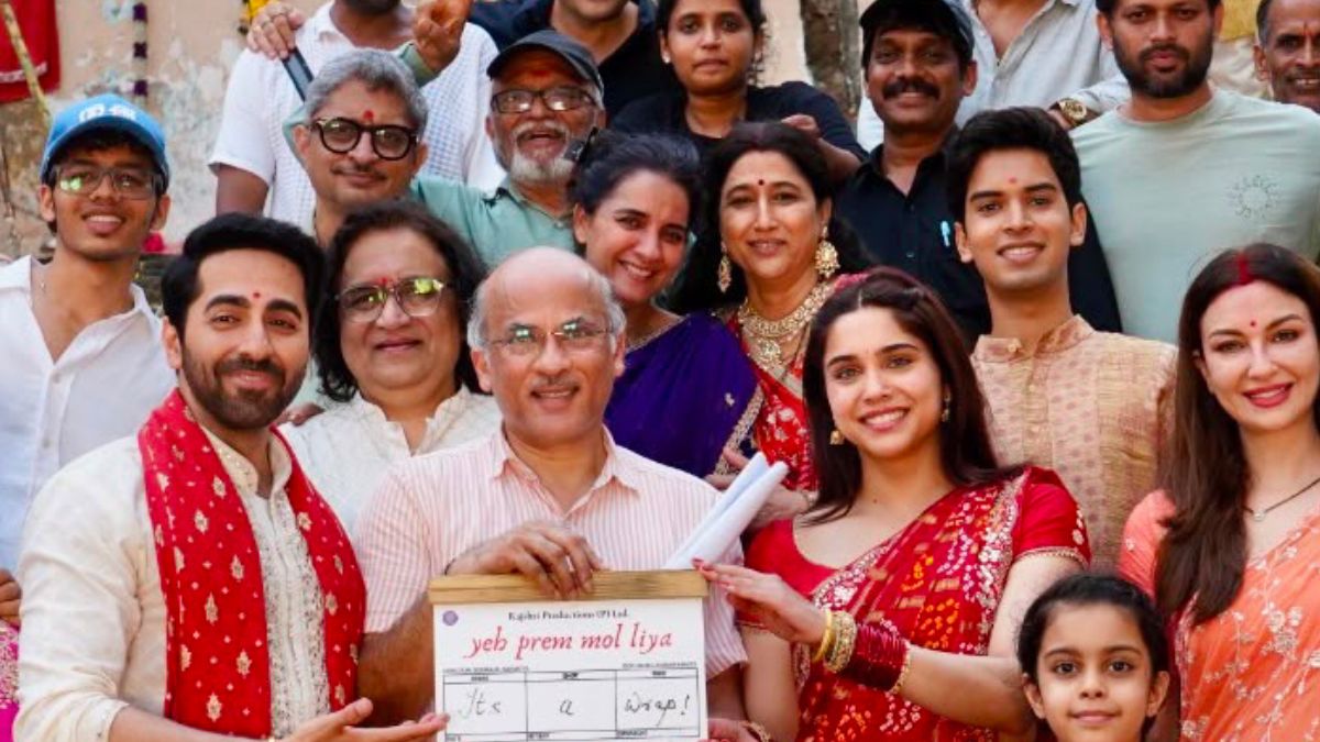Sooraj Barjatya Wraps Shoot Of Ayushmann Khurrana & Sharvari’s Musical Family Entertainer