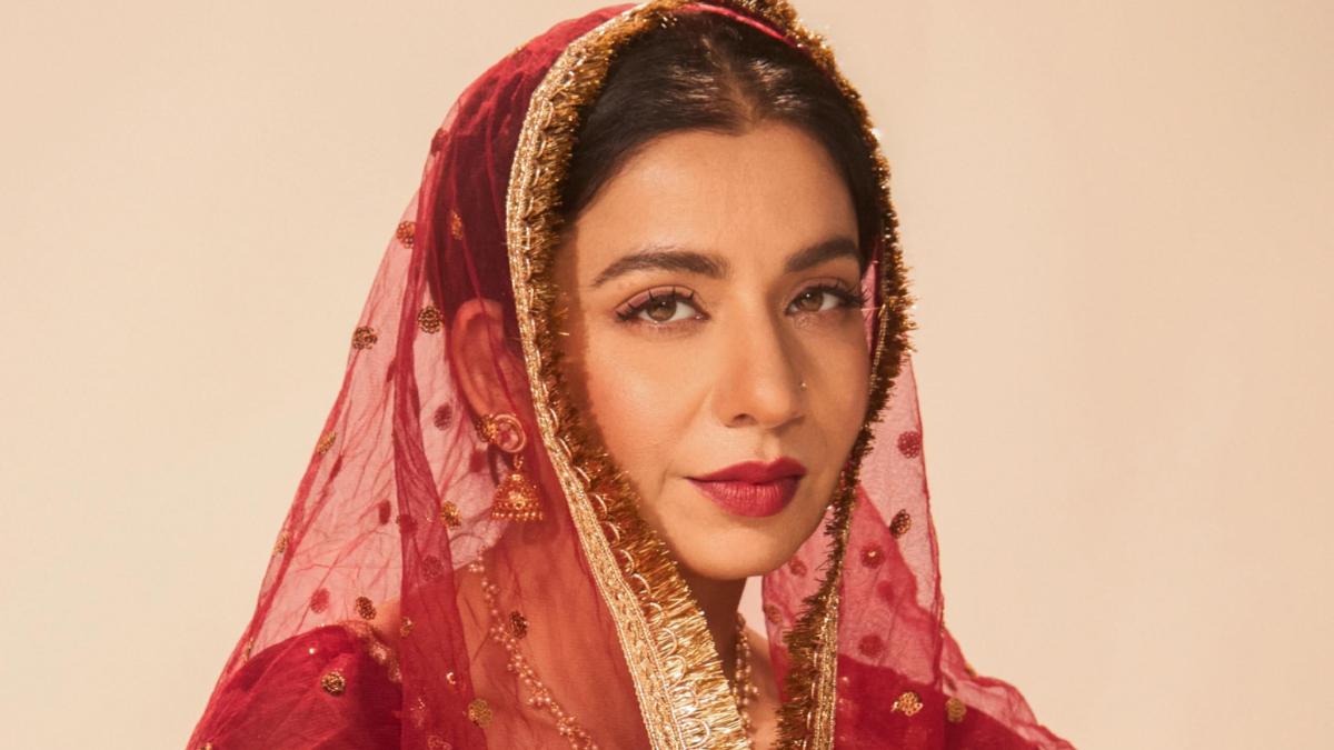 Jasmine Sandlas Net Worth 2026: Looking Into The Successful Journey of Shararat Singer
