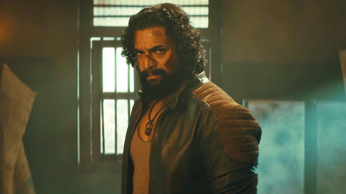 Sriimurali Takes on an Army of Enemies in This Blood-Soaked Tease