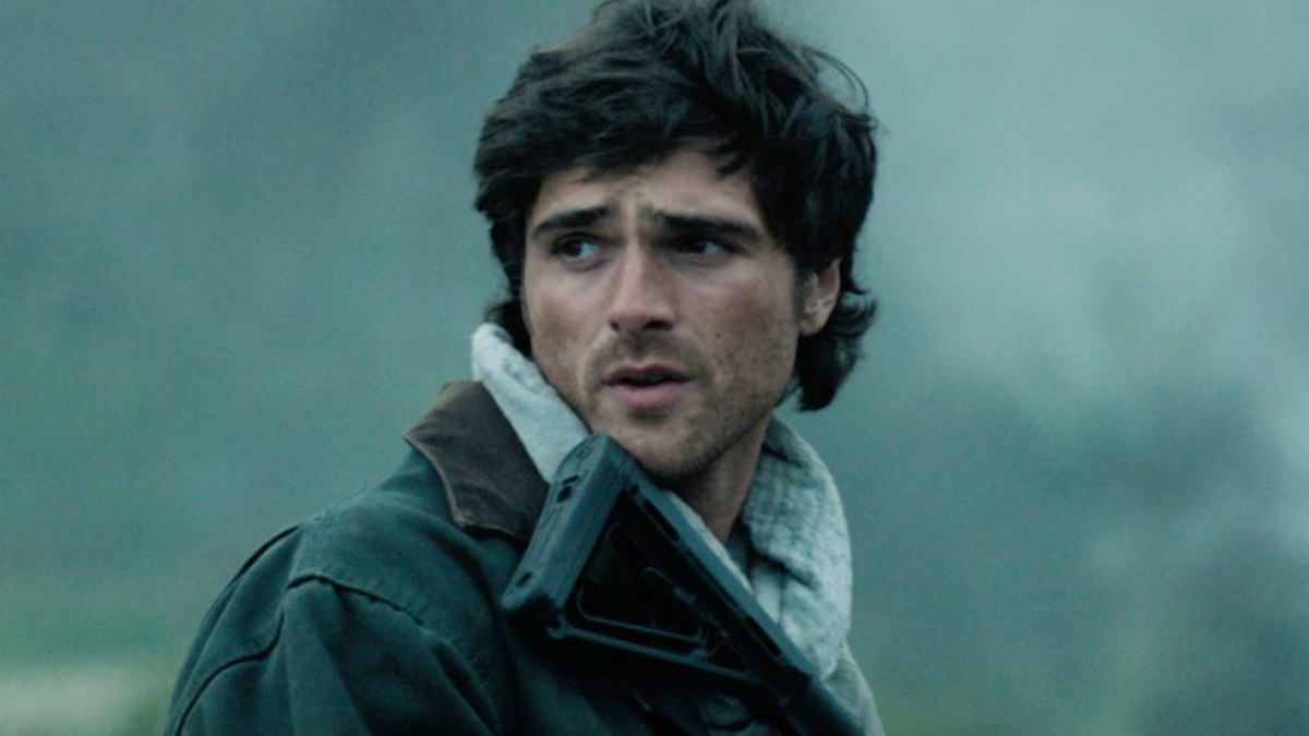 Jacob Elordi Brings His Charm Even As The World Ends, But Can That Save Humanity?