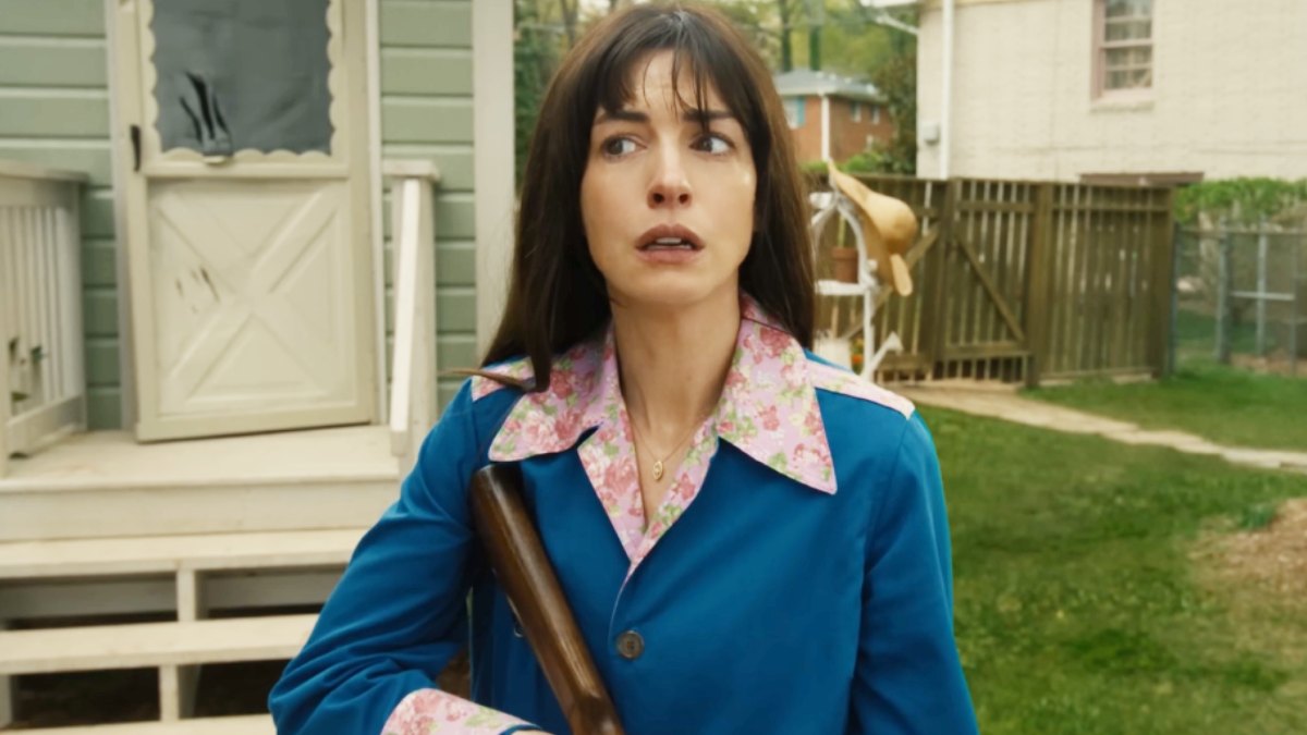 Anne Hathaway, The End Of The Oak Street