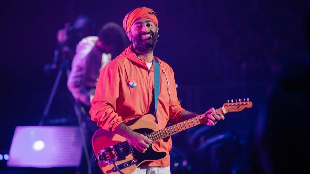 Arijit Singh 2023 India Tour: 50,000+ Fans Across 5 Cities & A Rs 16 Lakh Ticket — All The Deets
