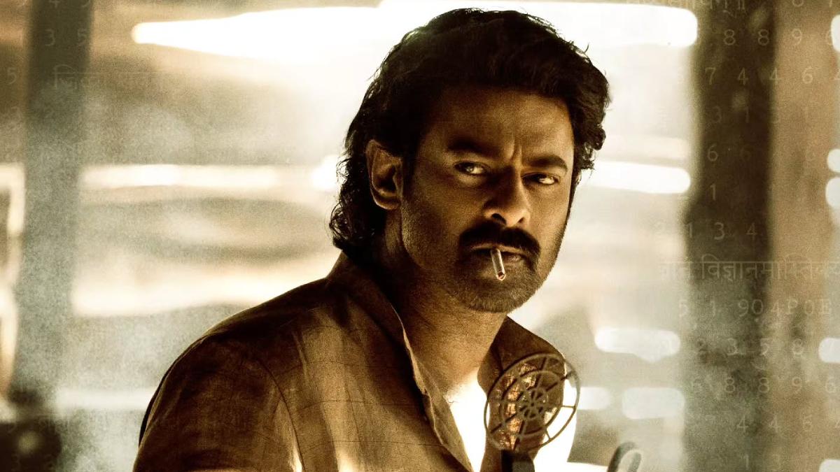 Fauzi First Glimpse Review: Prabhas Warns Firangis, "Main Tera Khoon Lunga Aur Azaadi Bhi"!
