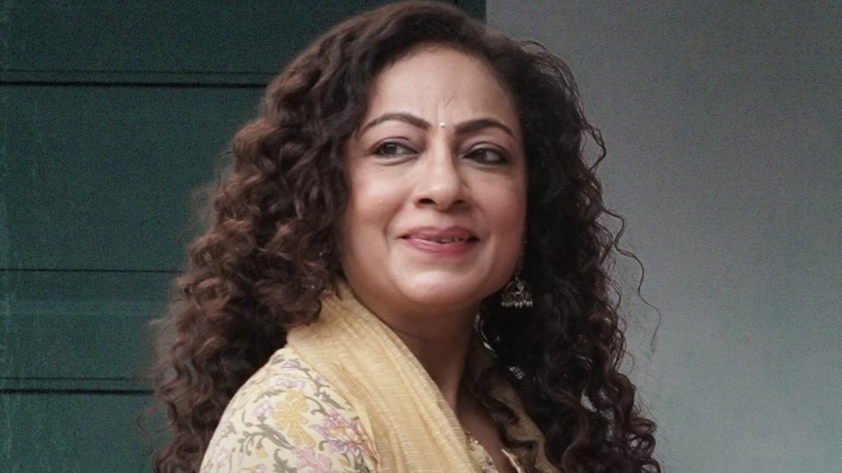 Meethe Mein Kya Hai Movie Review: Ritwik Bhowmik, Rohini Hattangadi & Ayesha Raza Weave A Diwali Feast