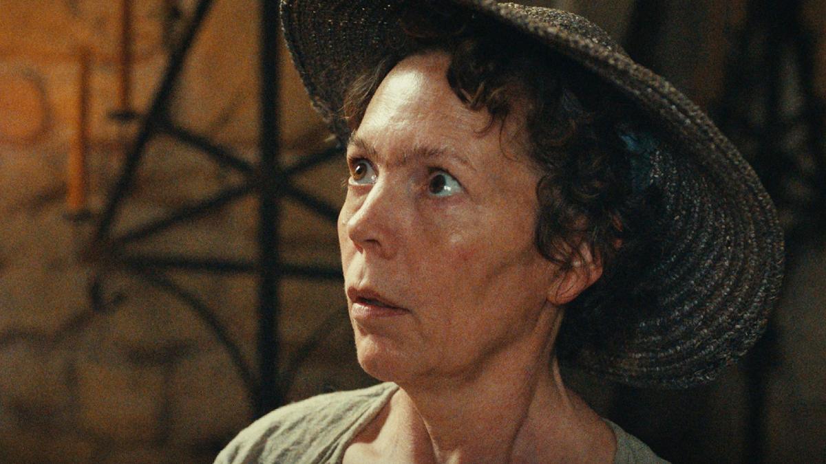 Wicker Box Office: Olivia Colman’s Basket-Weaving Adult Comedy Is Tracking For A Solid Debut After Viral Buzz